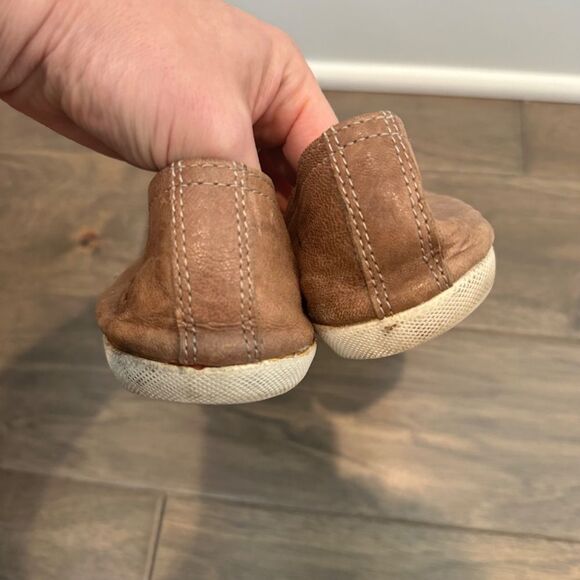 Frye Melanie Brown Leather Round Toe Slip On Flats Sneakers - Size 8.5 - Picture 4 of 8